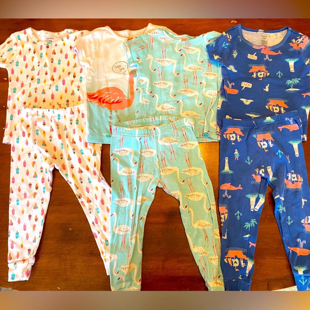 Carter’s Pajama Bundle (24 month)